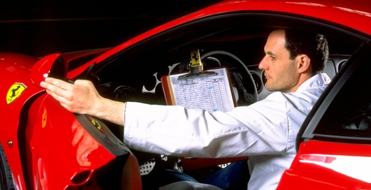 Ferrari работает над еще одним спорткаром