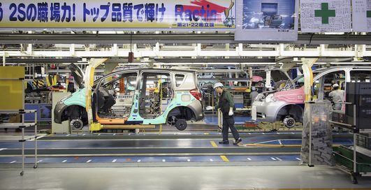 Ведущие японские автопроизводители начинают бить тревогу