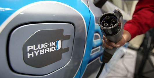 Немцы выбрали единую розетку для эко-каров