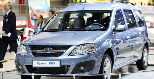 "АвтоВАЗ" начал собирать новый универсал за $14 тыс.