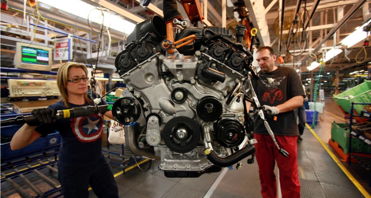 Chrysler работает над универсальным двигателем