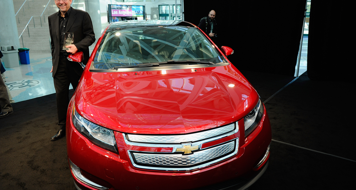 В США проверят пожаробезопасность электрокаров