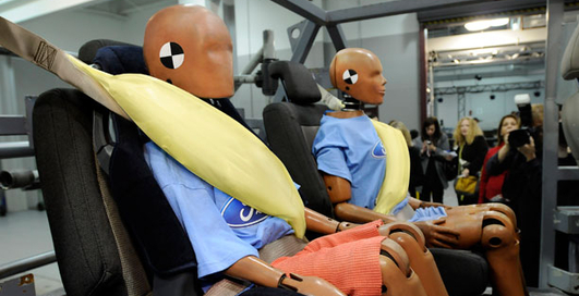 Ford надует ремни безопасности