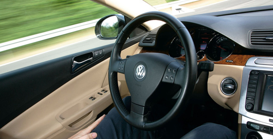 Автомобили Volkswagen получат автопилот