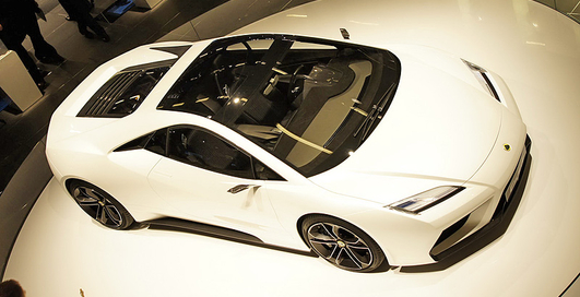 Lotus готовится сразить McLaren и Aston Martin