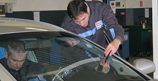 Техосмотр отменили, а новые иномарки все равно подорожают