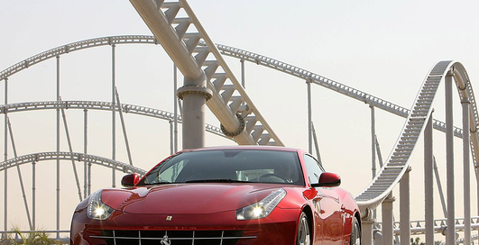 Ferrari FF продали с молотка ради Японии