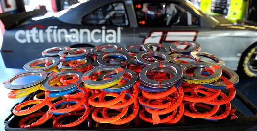 Неровная дорога сможет помочь машине