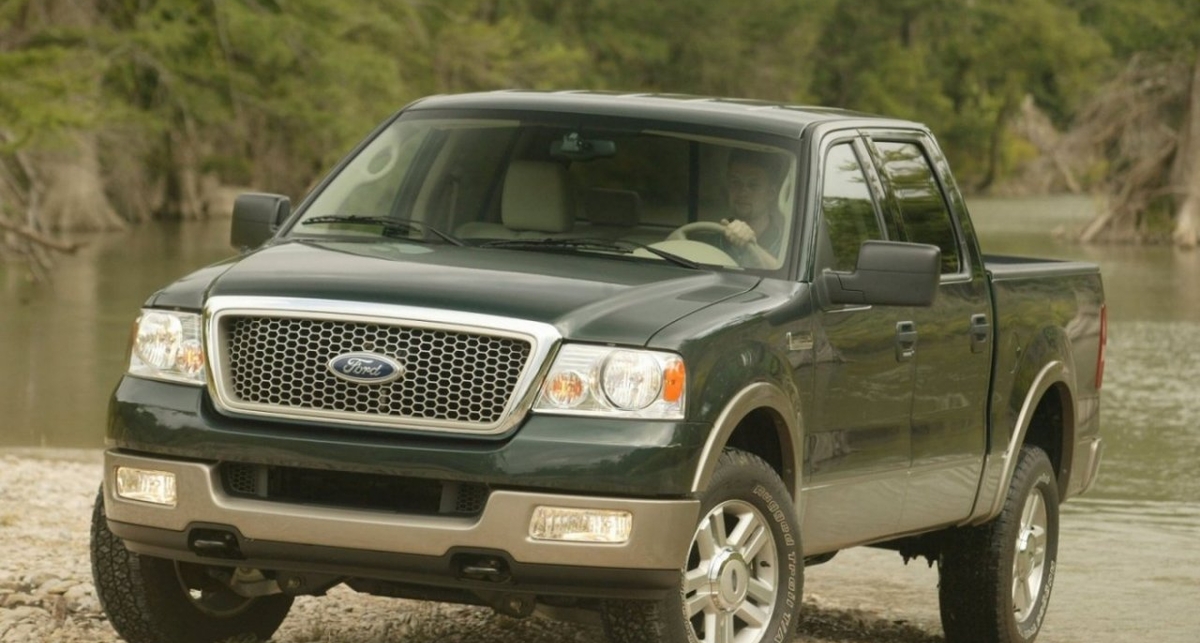 У пикапов Ford отваливается бензобак