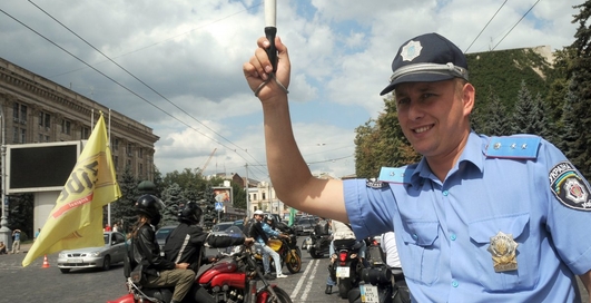 Старые цены на иномарки и новые правила ГАИ