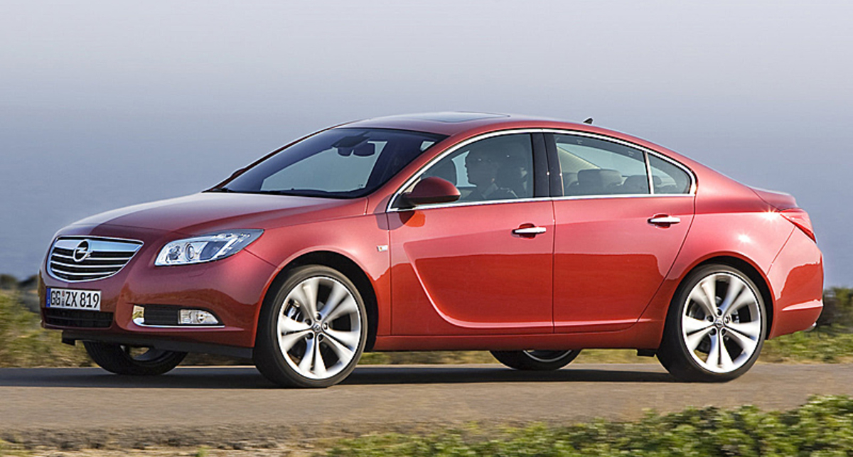 Opel будет распознавать дорожные знаки в Украине