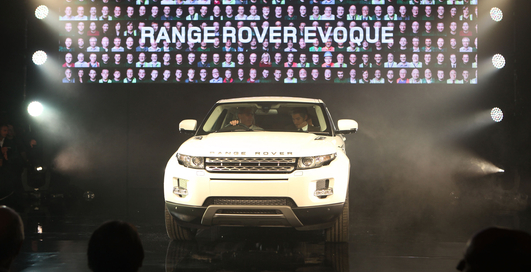 Первый Range Rover Evoque достался внучке королевы