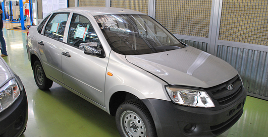 "АвтоВАЗ" начал принимать заказы на Lada Granta