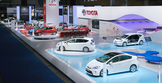 Водородные Toyota приедут в Европу в 2015 году