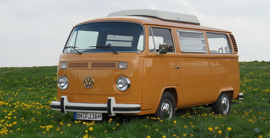 В Европу вернулся VW с газовой плитой и умывальником