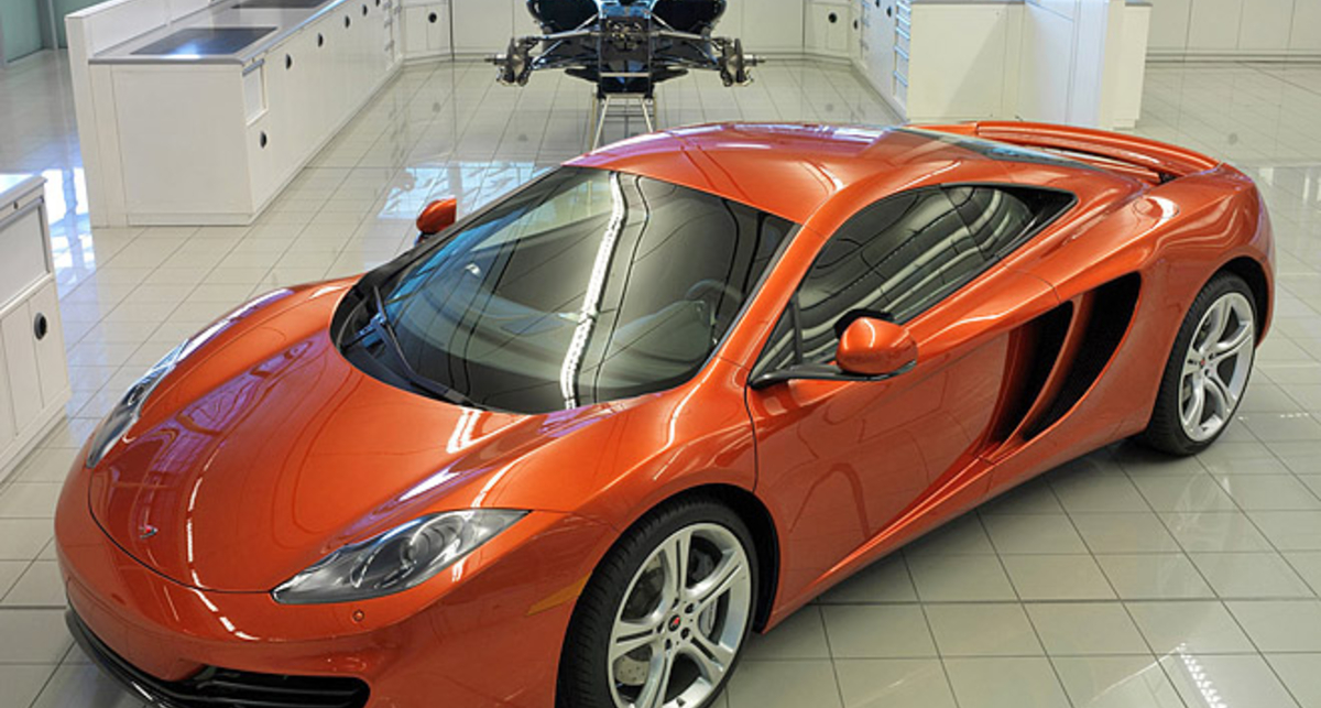 McLaren починил электронику MP4-12C