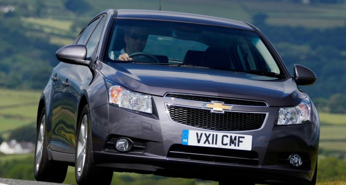 Chevrolet Cruze станет гибридом