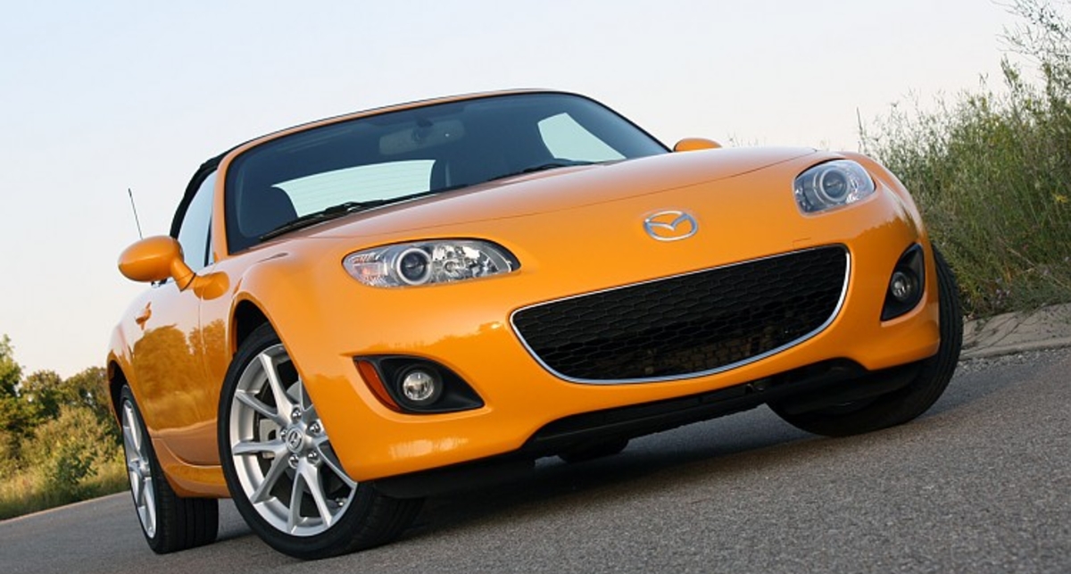 Mazda подарит родстеру MX-5 новый мотор