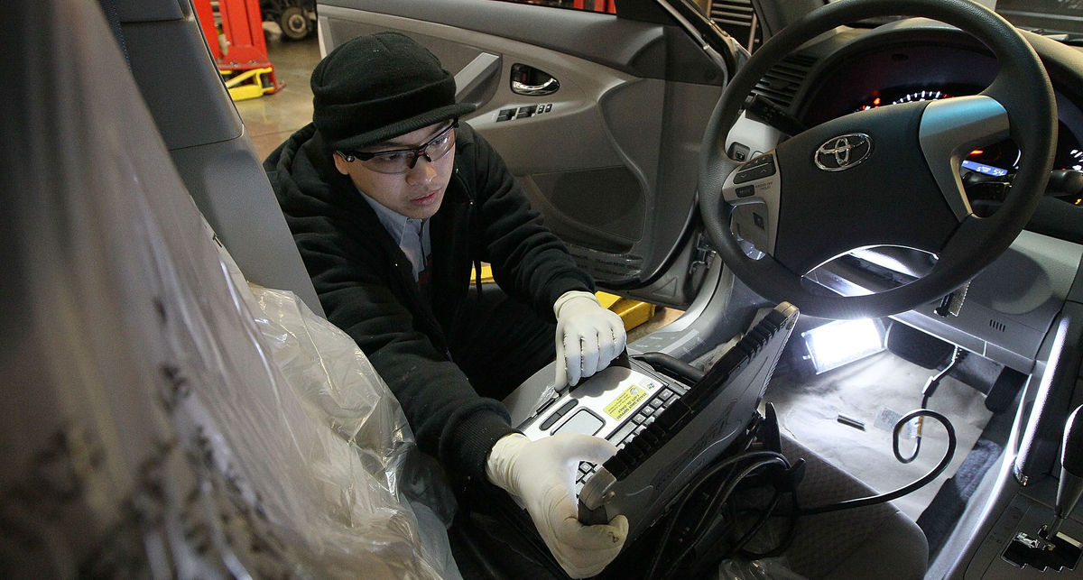 Сразу 4 японские компании отзывают машины