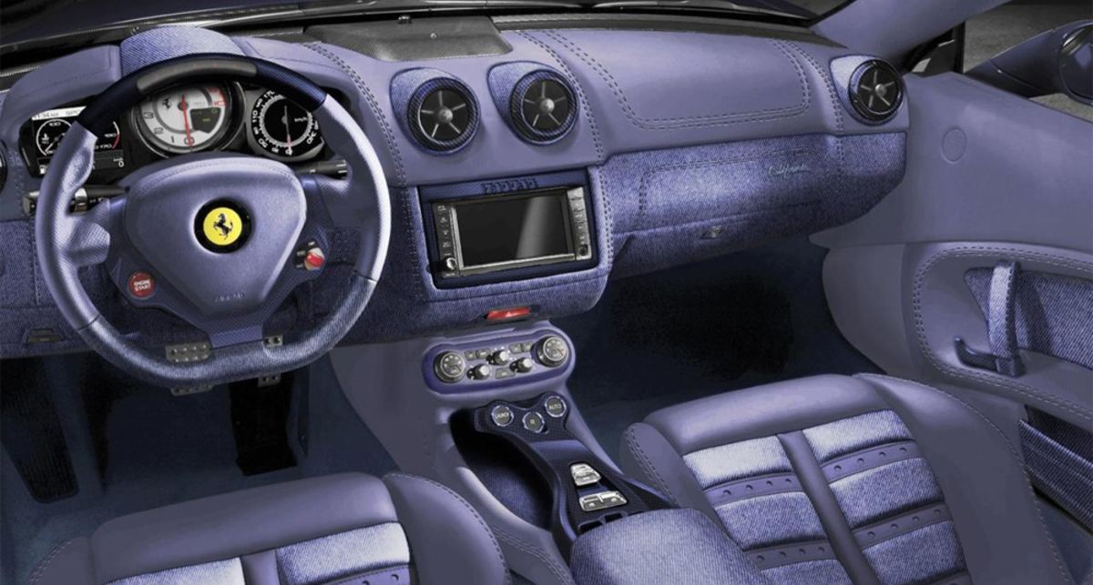 Ferrari обтянет салон суперкаров джинсовой тканью (фото)