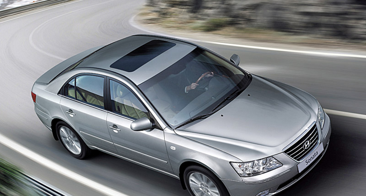 Hyundai распродает Sonata NF