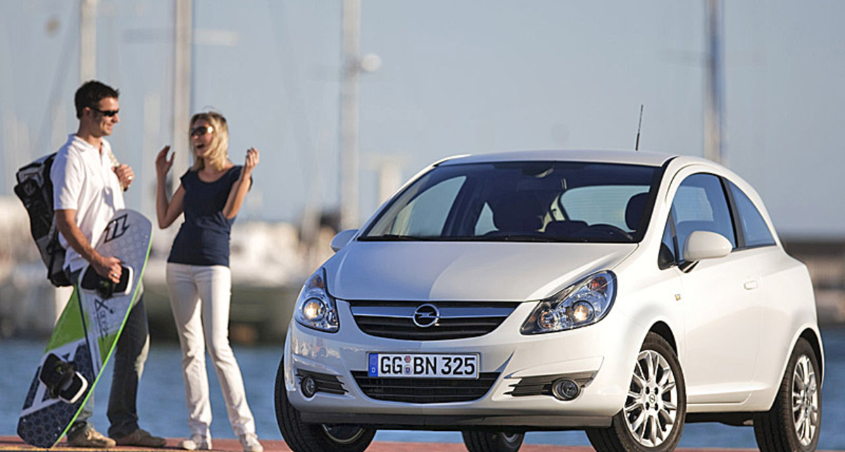 Покупателей Opel Corsa ждут полезные подарки