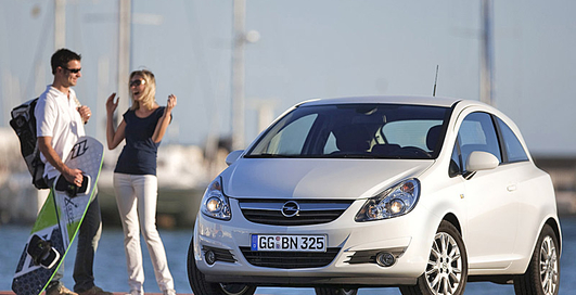 Покупателей Opel Corsa ждут полезные подарки