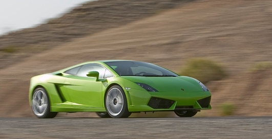 Lamborghini Gallardo LP560-4 признан автомобилем года