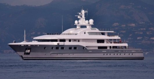 Couach строит новую мегаяхту