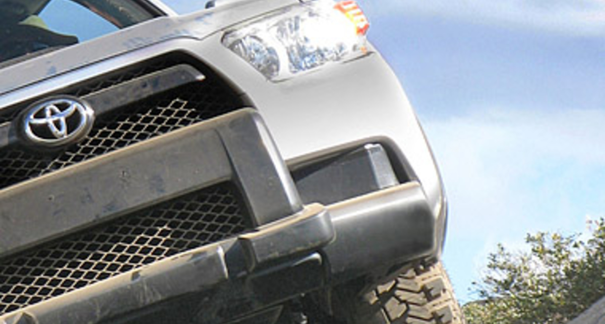 Toyota обновит внедорожник 4Rrunner