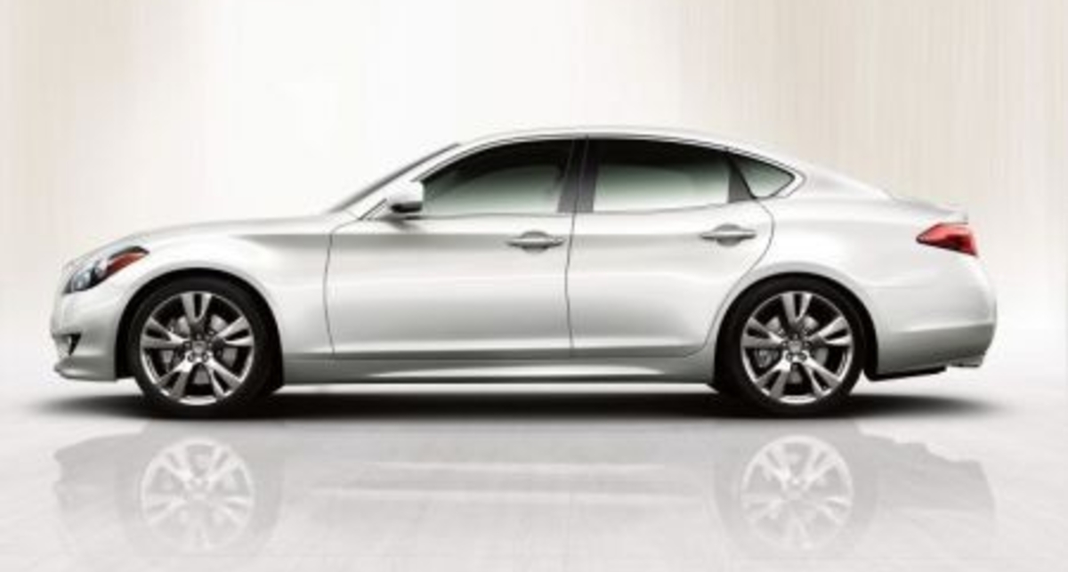 Infiniti презентовал седан нового поколения