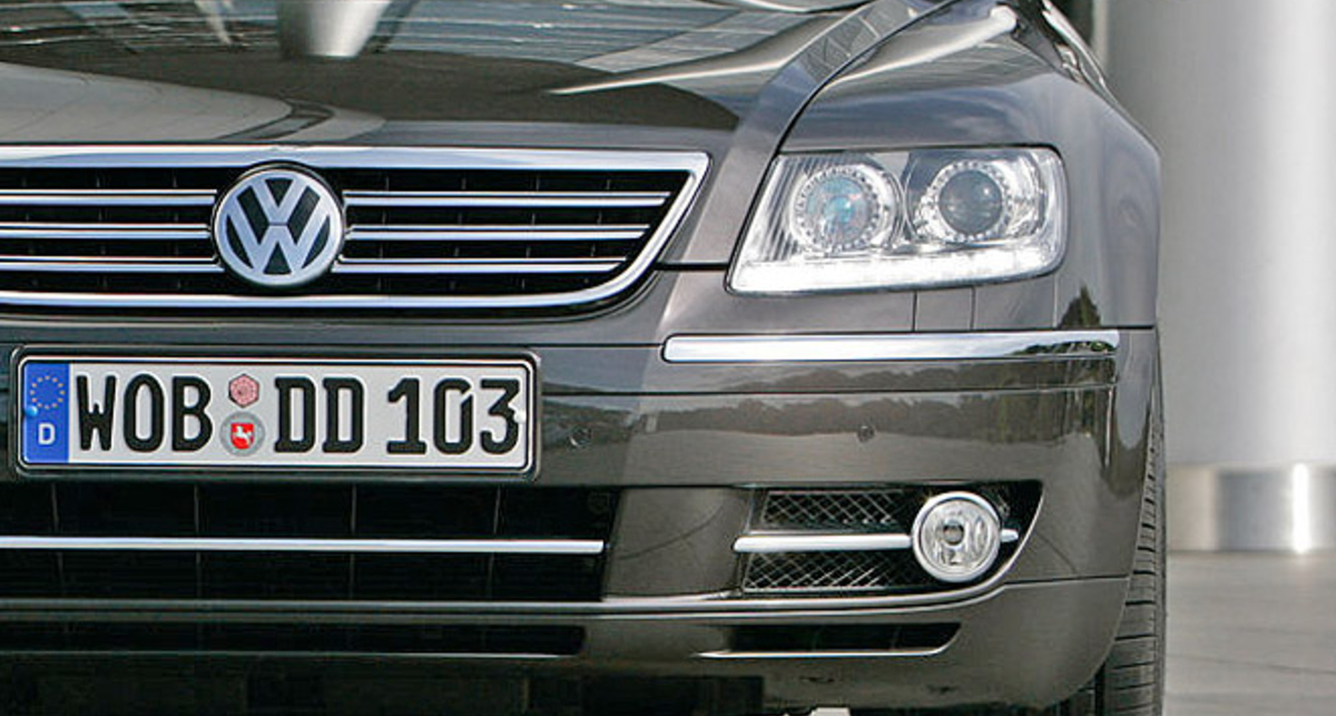 Новый Volkswagen Phaeton представят в апреле