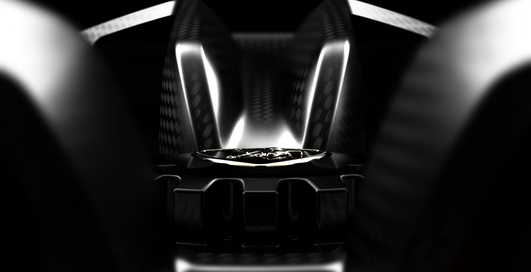 Lamborghini продолжает издеваться над фанатами