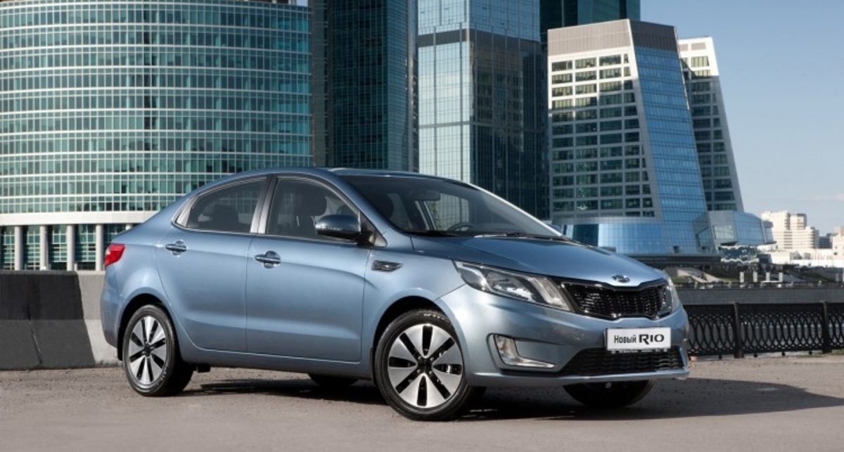 Бюджетный седан Kia Rio дебютирует на 