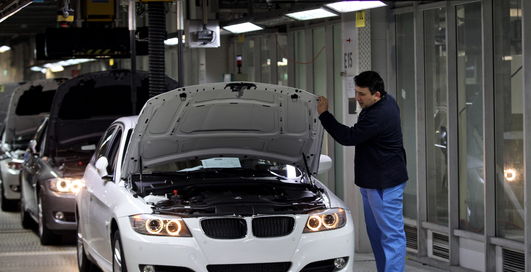 Новую "тройку" BMW покажут 14 октября