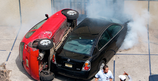 Автомобиль можно взломать на расстоянии