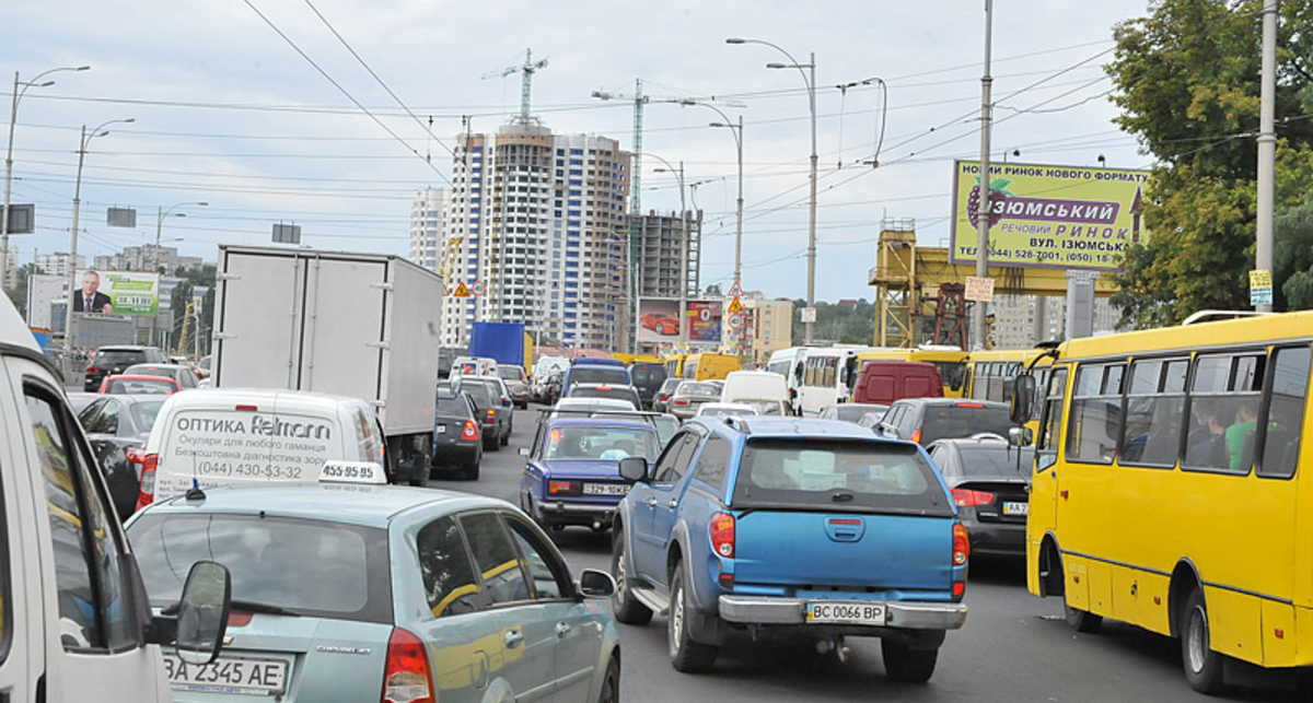 Названы главные виновники дорожных пробок