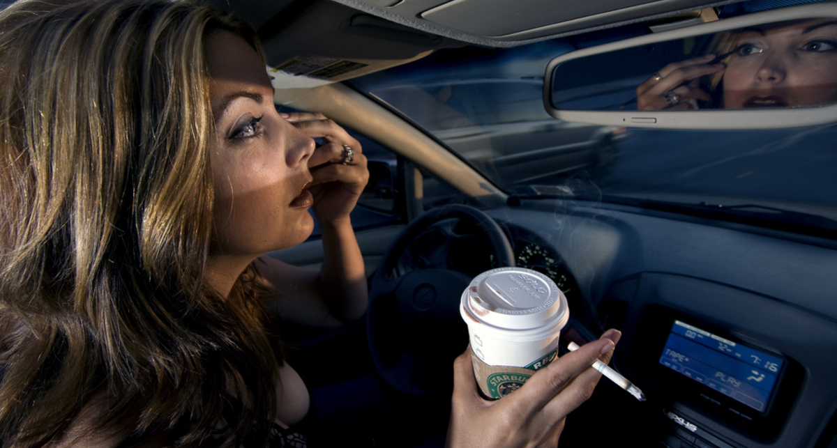 Молодые водители продолжают нарушать