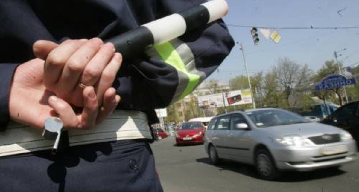 Крымских водителей терроризирует неадекватный 