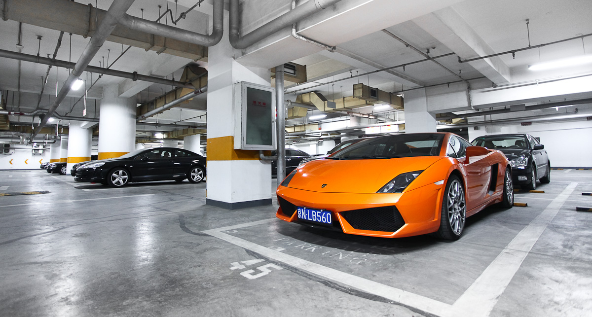 За паркоместо в Лондоне выложили $ 320 тыс.