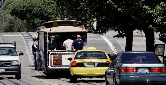 Вежливые аргентинские водители попадут на футбол