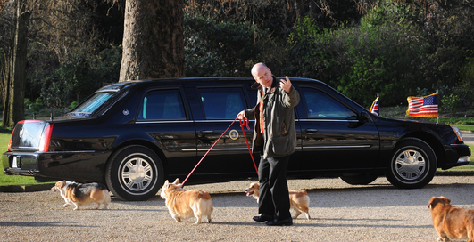 Лимузин Обамы стал "обычным"