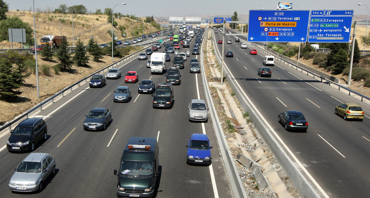 Испанцев поощряют за отказ от машин