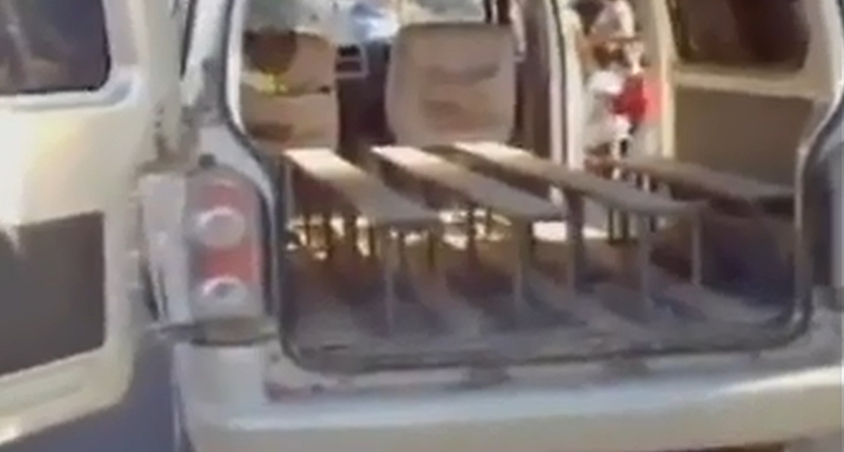 В китайском автобусе поместилось больше человек, чем в 