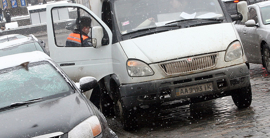 Могилев призывает жаловаться на гаишников