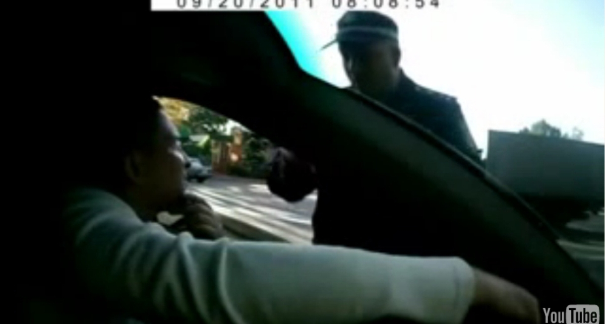 Харьковского гаишника уволили за маты в адрес Могилева