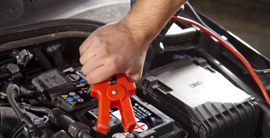 Как продлить "жизнь" аккумулятору: советы автомобилистам