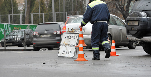 Мелкие ДТП можно оформлять без ГАИ