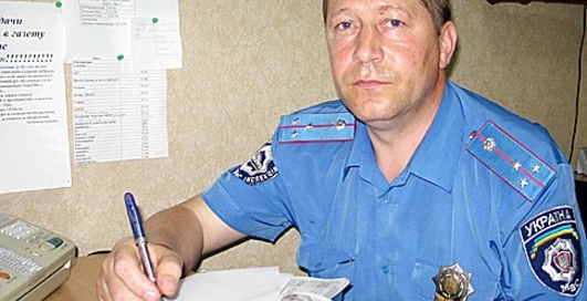 Журналисты разыскали гаишника со скандального видео