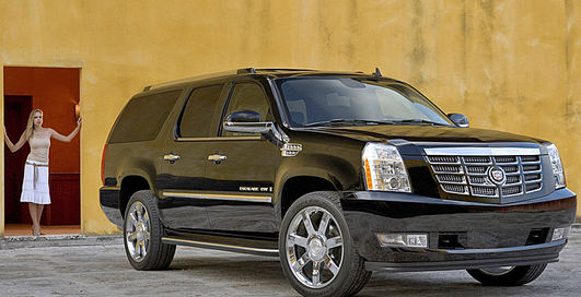 "Кадиллак" Могилева оказался "Крутой тачкой"